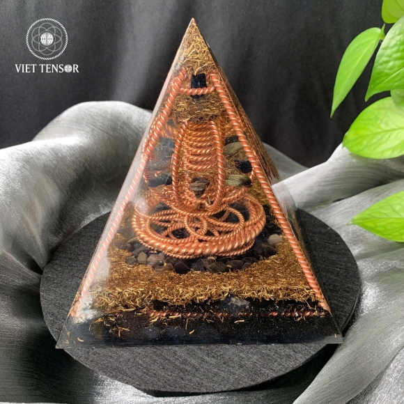 Orgonite Harmonizer Pyramid