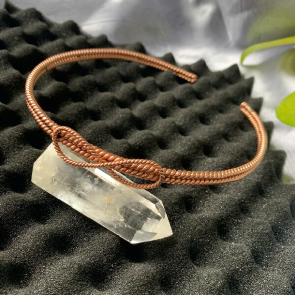 Cài Tóc Tensor Đồng Xoắn Tần số 144 MHz & 528 Hz